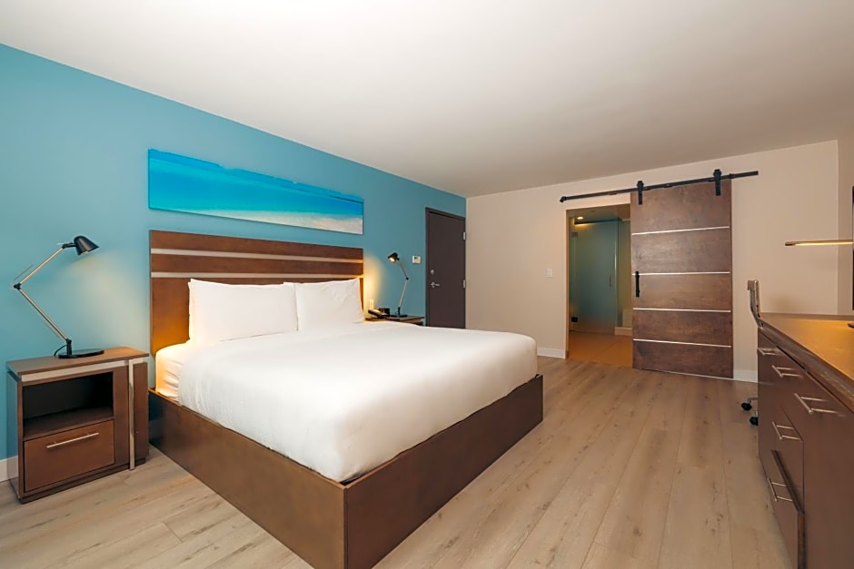 The Cove Hotel