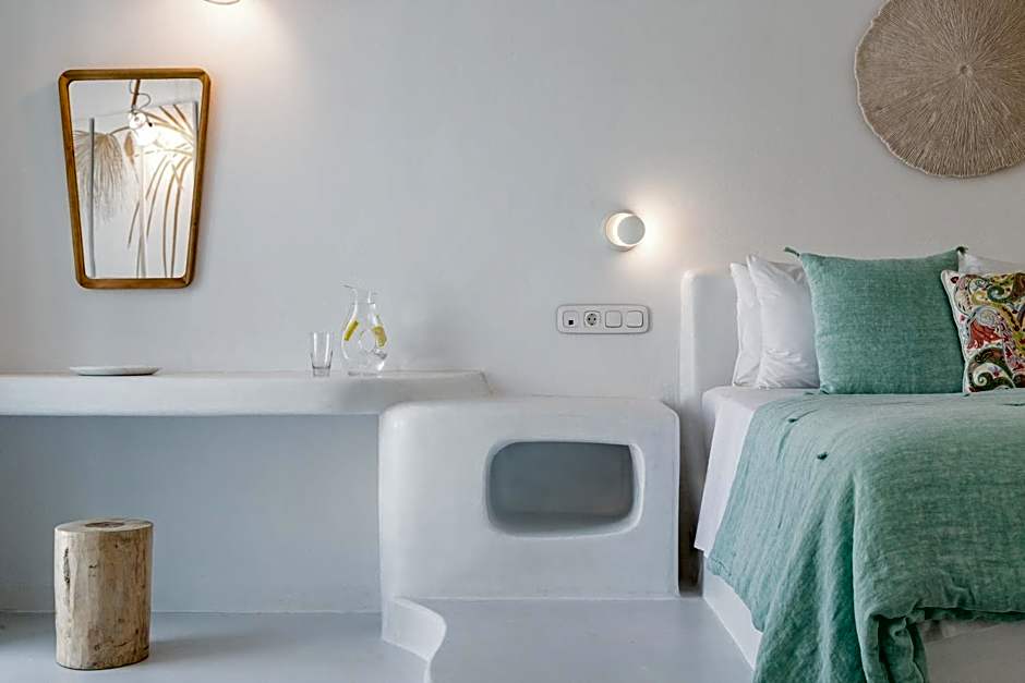 Lilly Residence-All Sea View Suites, Adults Only