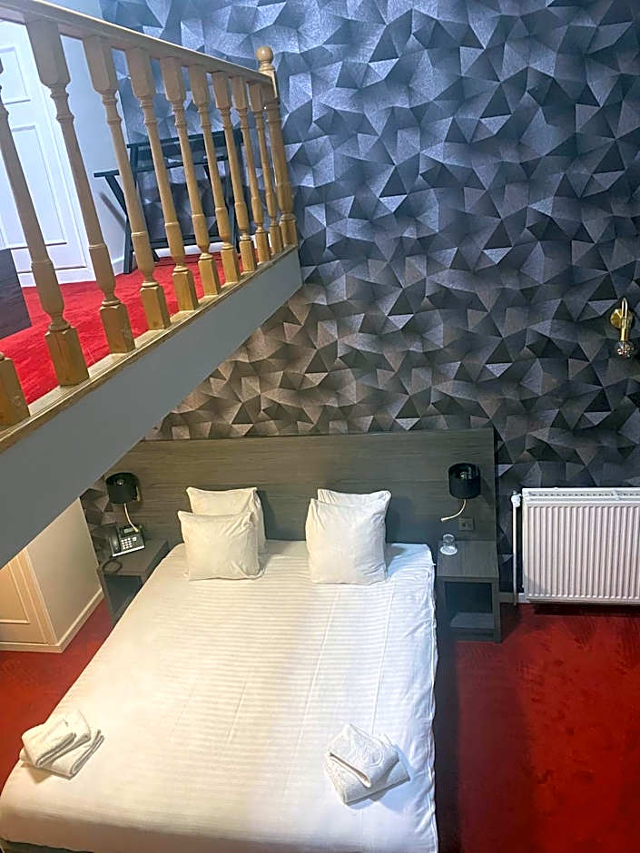 La Bourse Hotel