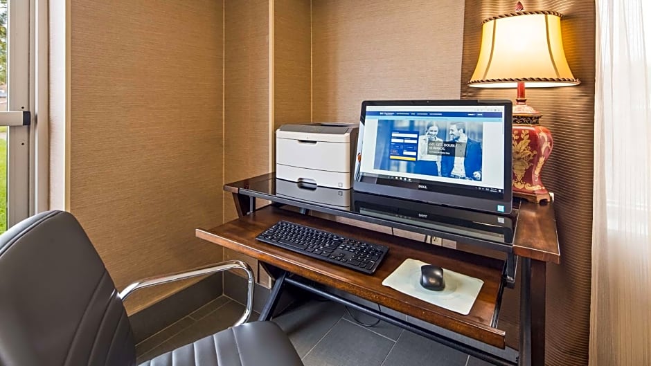 Best Western Adena Inn