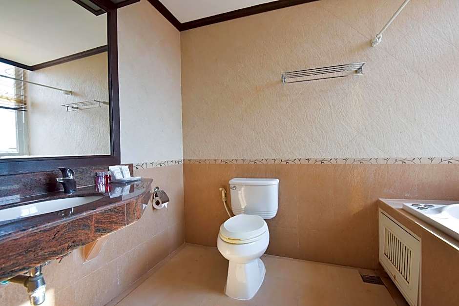 OYO 389 Sira Boutique Residence