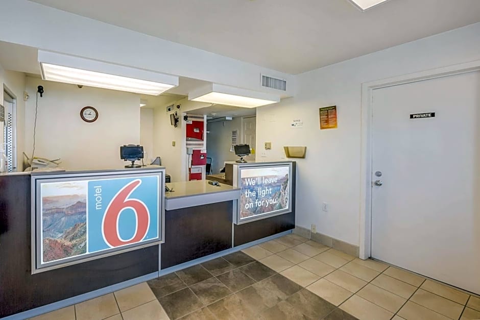 Motel 6-Winnemucca, NV