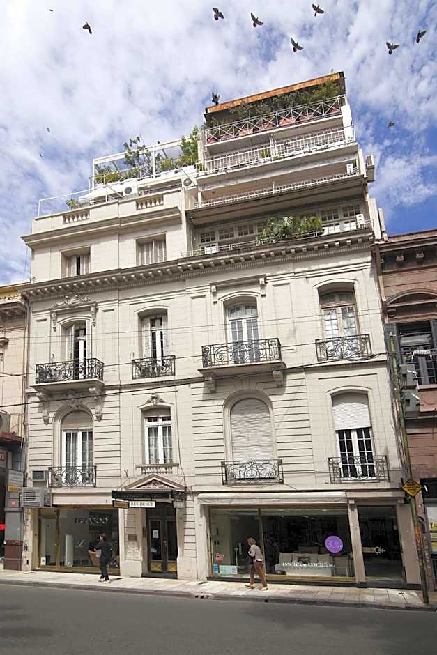 Leonardo Da Vinci Residence