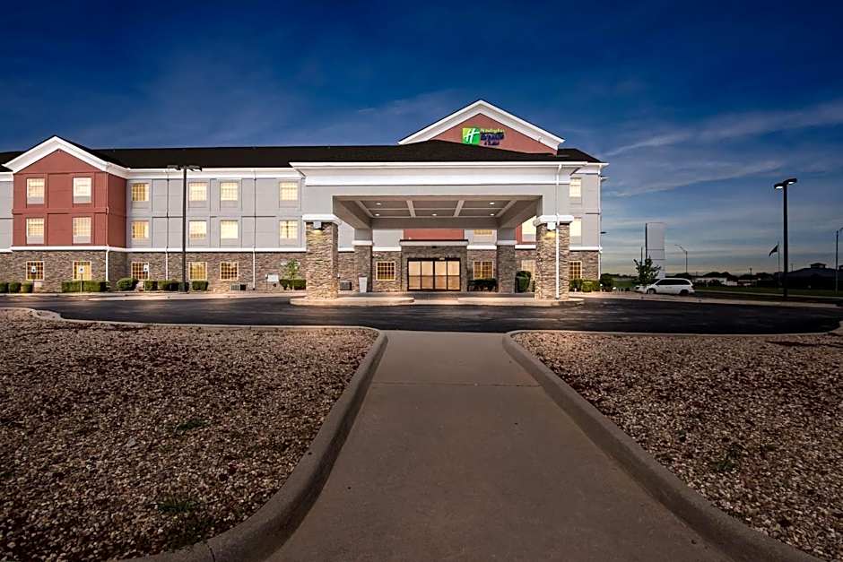 Holiday Inn Express Hotel and Suites Ada By IHG