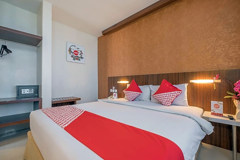 OYO 1454 111 Residence
