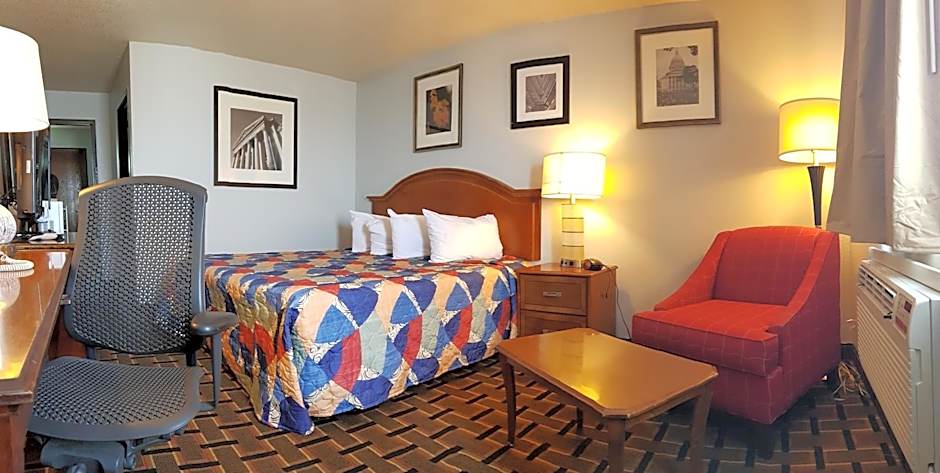 Le Mars Inn and Suites
