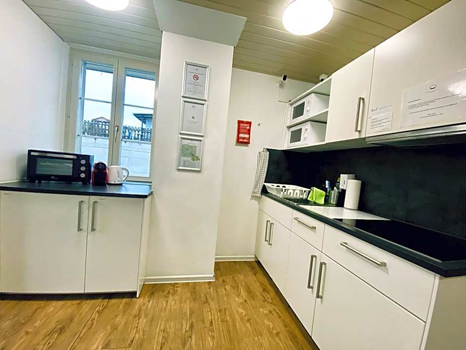 Monteurzimmer - Worker's accommodation - ZIMMERzuVERMIETEN in Biberist