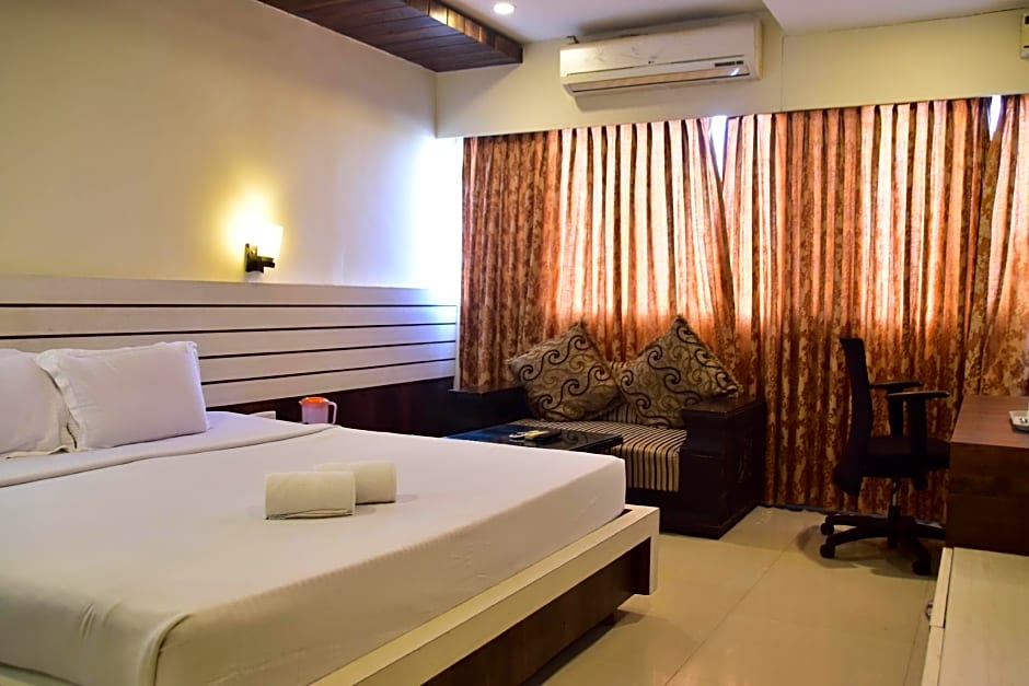 Hotel Singaar International