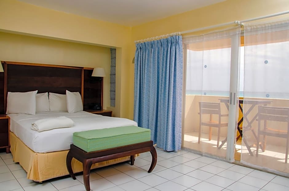 Infinity On The Beach