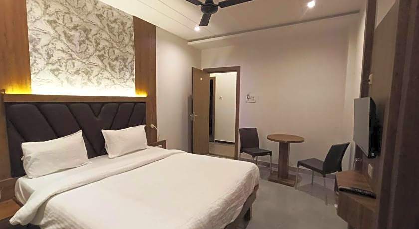 FabHotel Grand Residency