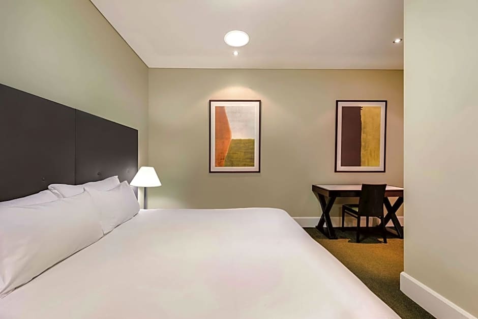 Adina Apartment Hotel Adelaide Treasury