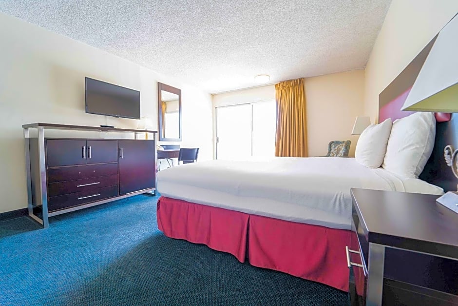 Royal Plaza Inn