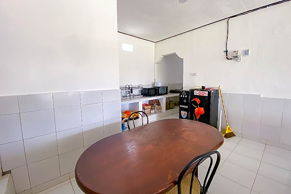 Kana Guest House RedPartner – Pecatu, CO