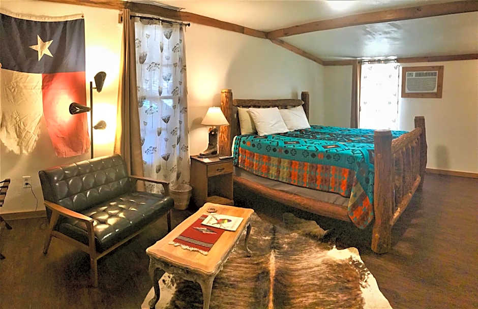 Hotel Kitsmiller on Main