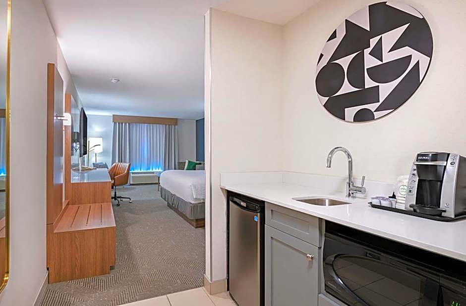 Holiday Inn Hotel and Suites-Kamloops By IHG