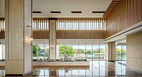 The Yuluxe Sheshan, Shanghai, A Tribute Portfolio Hotel (Formerly Le Meridien She Shan Shanghai)