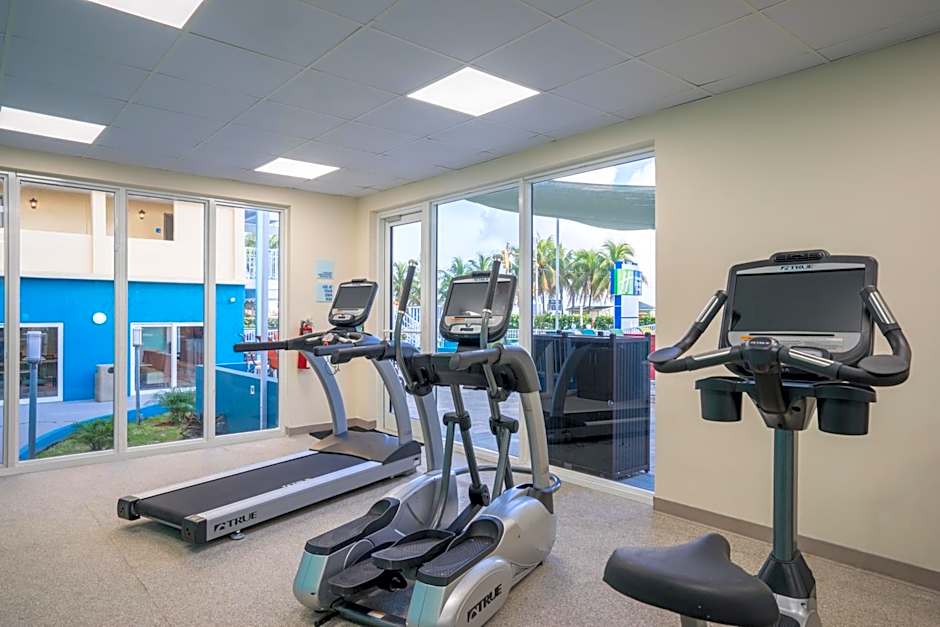 Holiday Inn Express & Suites Nassau By IHG