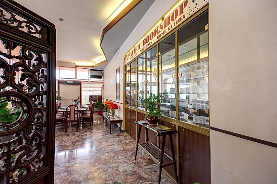 Hotel Pacific