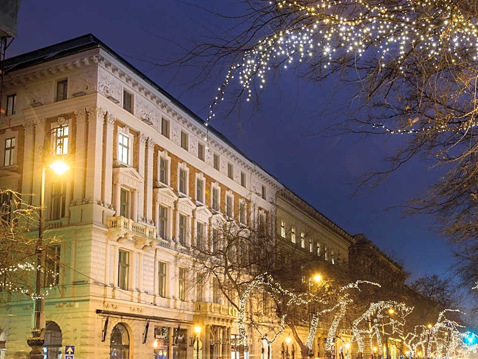 Hotel Moments Budapest