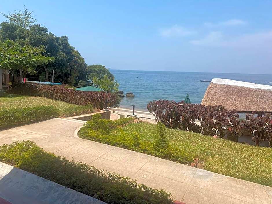 Ndau Lodge