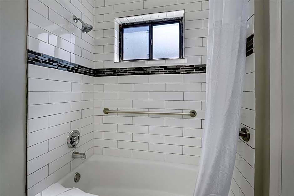 SureStay Hotel by Best Western Beverly Hills West LA