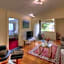 The Bank Guesthouse Glen Innes