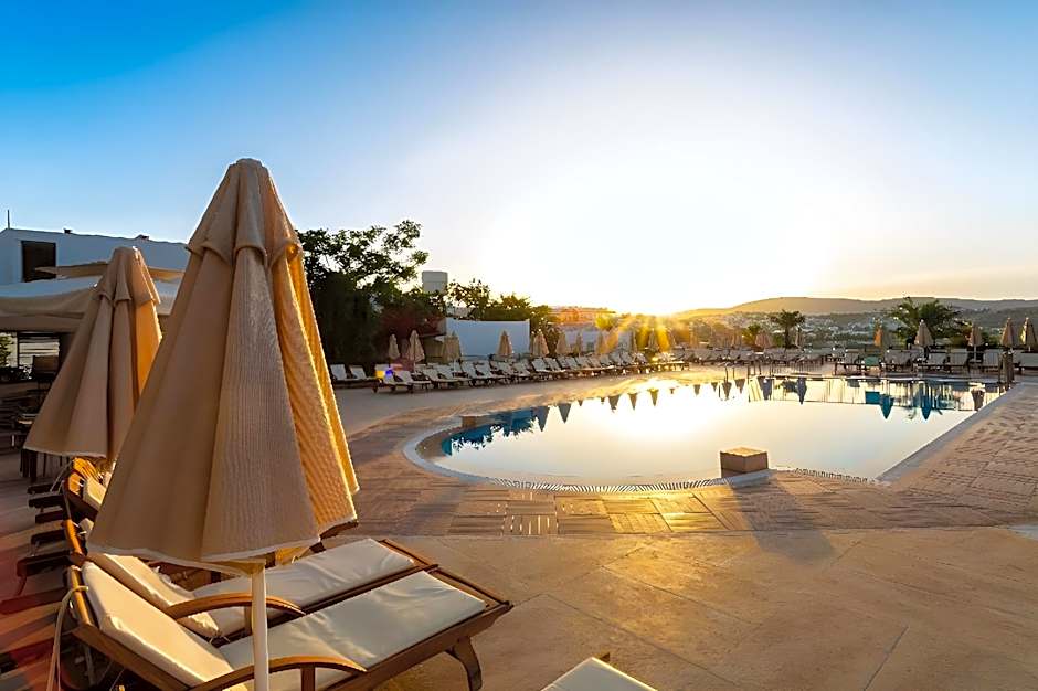 Royal Asarlik Beach Hotel - Ultra All Inclusive