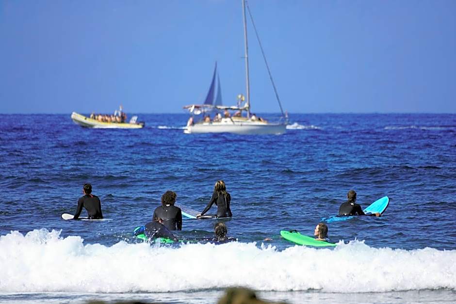 Single Fin Surf Hostel