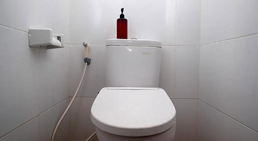 RedDoorz near Stasiun Solo Balapan 3