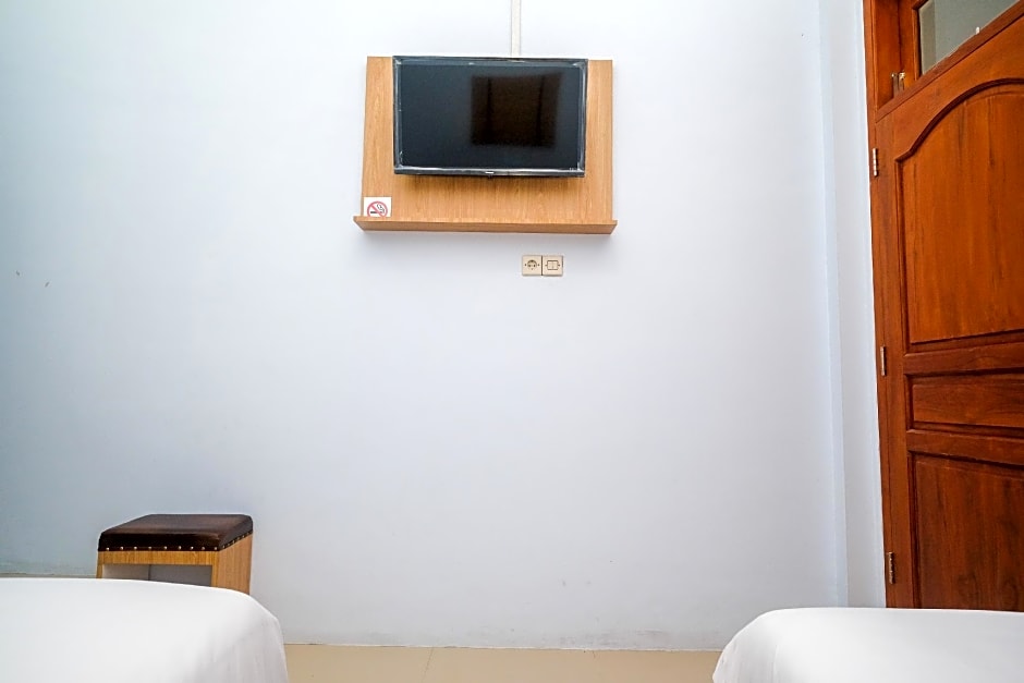 Urbanview Syariah Wisma Nabil Solo