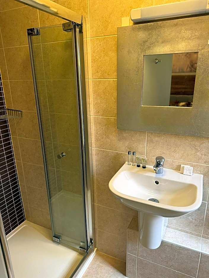 The Roebuck Alcester