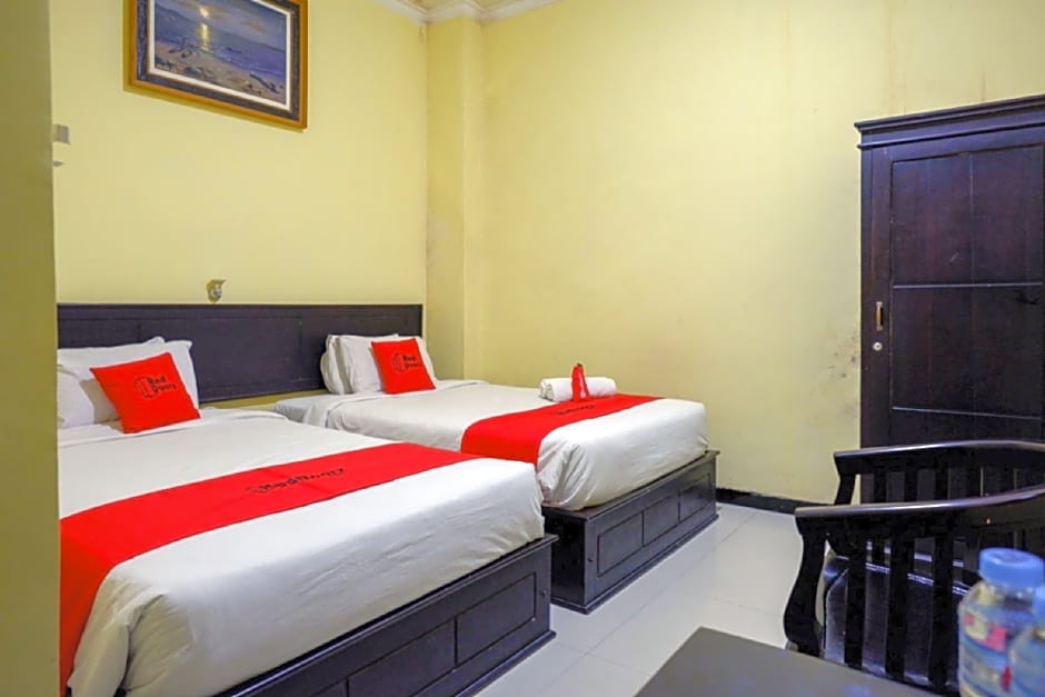 RedDoorz near Citraland Waterpark Kendari