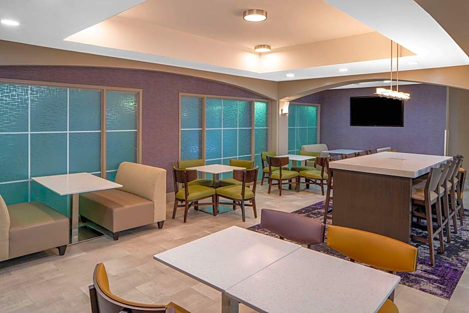 La Quinta Inn & Suites by Wyndham Atlanta Stockbridge
