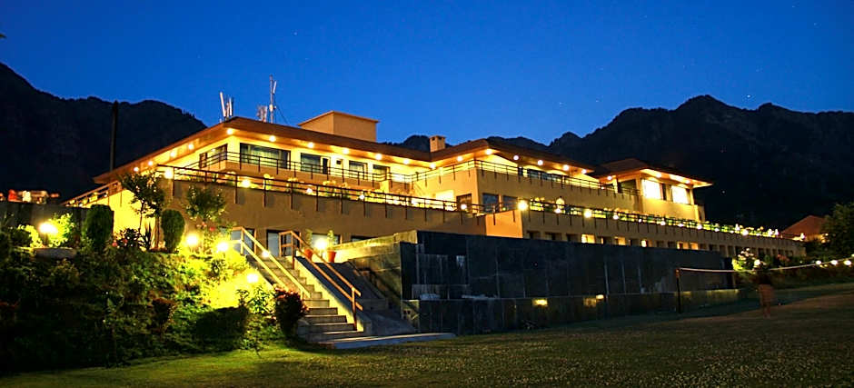 Taj Dal View, Srinagar