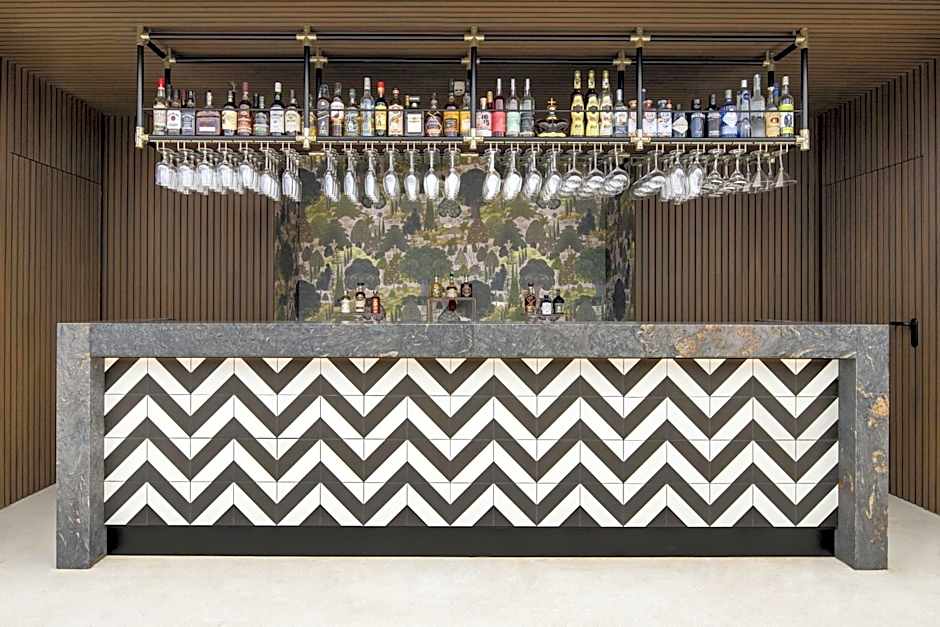 Renaissance Porto Lapa Hotel