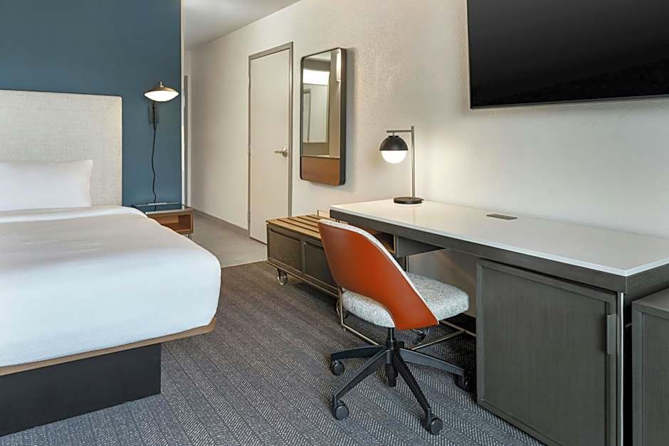 Courtyard by Marriott Wichita East
