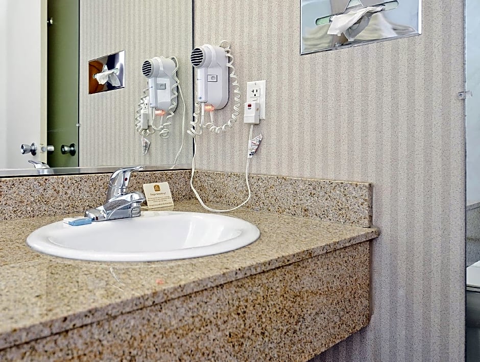 Best Western Green Bay Inn and Conference Center