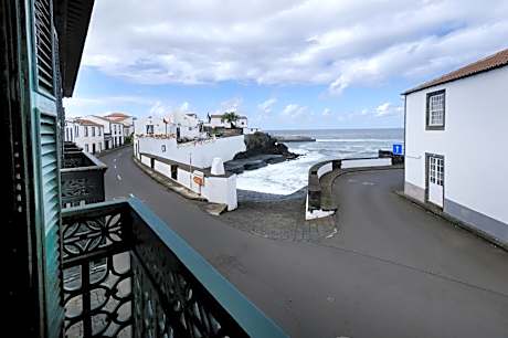 Double Room with Balcony and Sea View