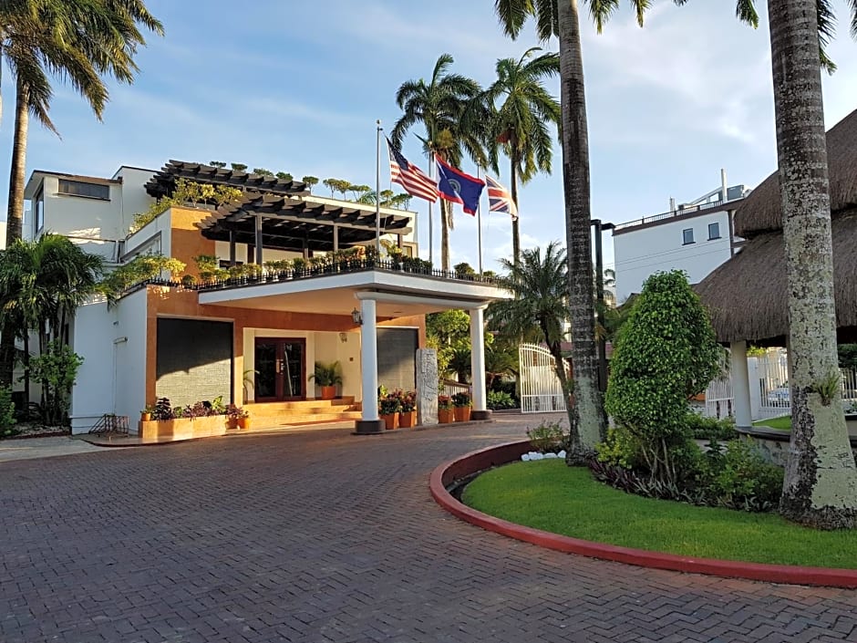 Radisson Fort George Hotel And Marina