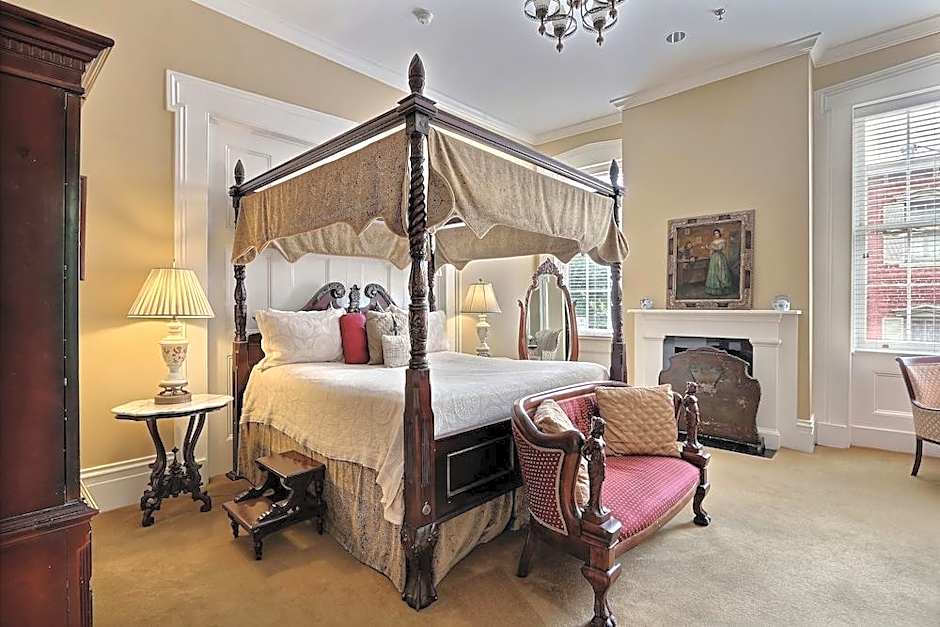 The Presidents' Quarters Inn