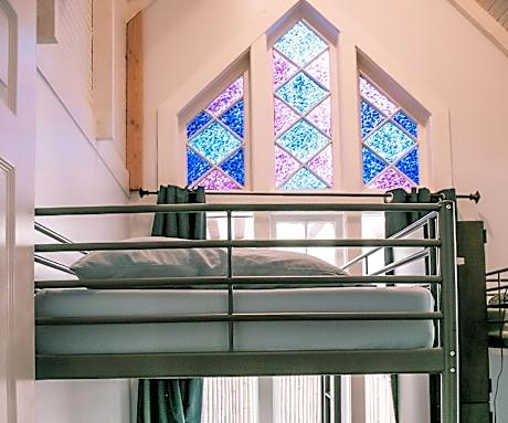 Bunk Bed in Female Dormitory Room - 4 Beds