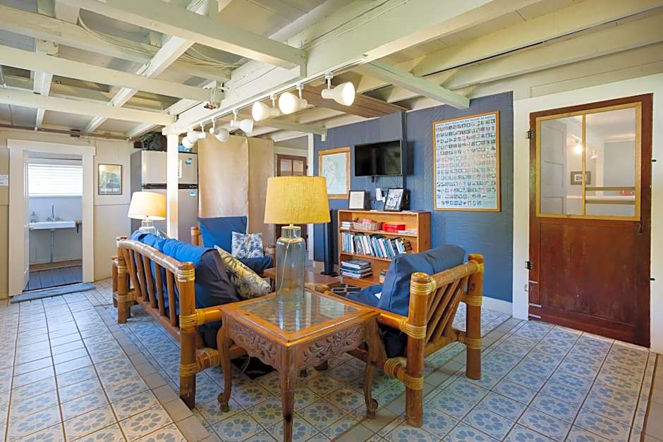 Waipi'o Lodge