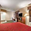 Econo Lodge Inn & Suites Marietta