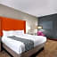 La Quinta Inn & Suites by Wyndham Lackawanna - Buffalo