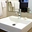 ibis Melbourne Hotel and Apartments