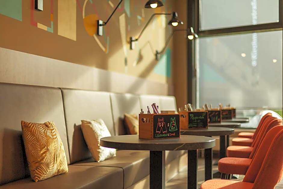 Holiday Inn - the niu Sparrow Regensburg By IHG