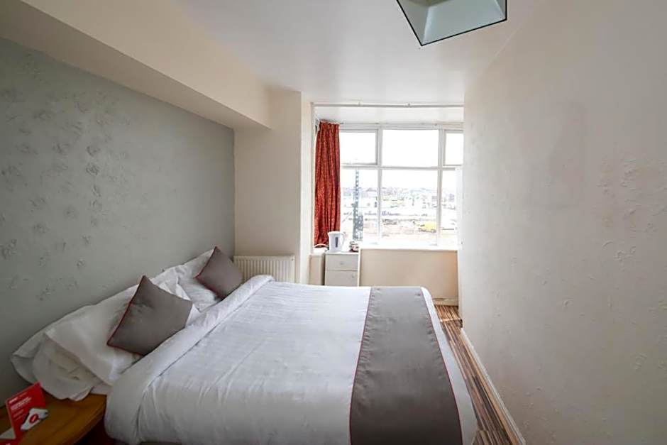 MyRoomz Hollingdales Hotel