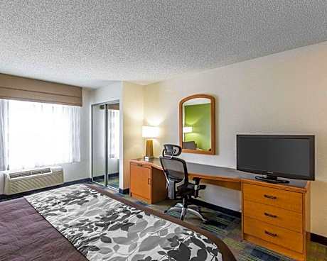 1 Double Bed Nonsmoking