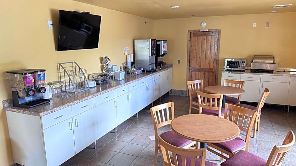 Northwoods Inn and Suites
