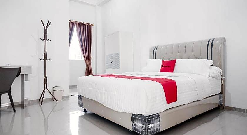 RedDoorz Syariah near Arafah Hospital Jambi